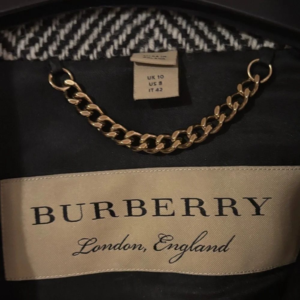 Burberry Black and White Herringbone Coat - Picture 2 of 3
